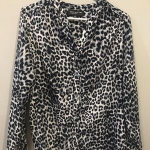 Jones New York Leopard print blouse